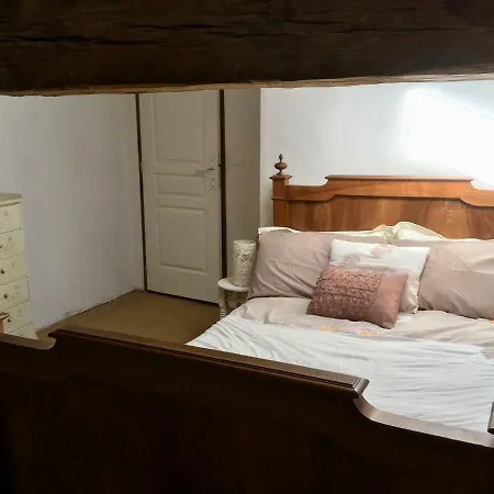 Maison En Pierre *